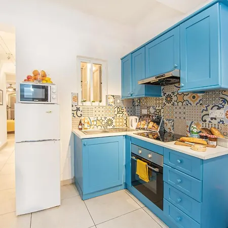 Ferry Apartment