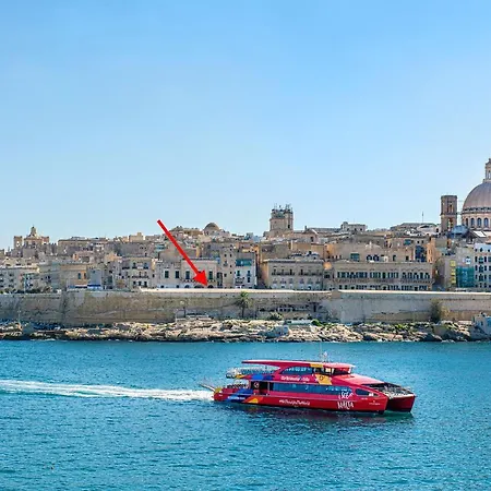 Ferry Apartment Valletta